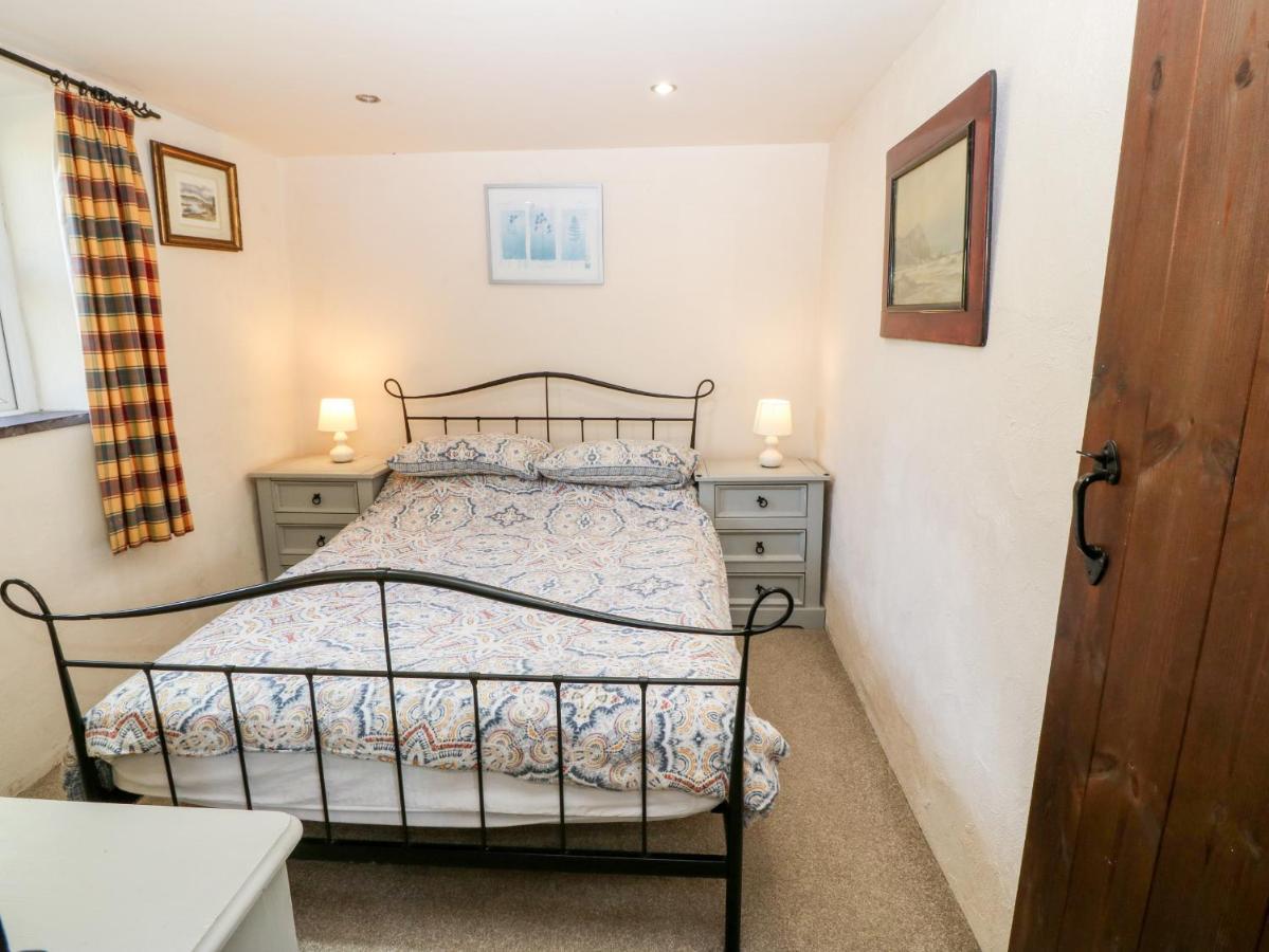 Bwthyn Yr Helyg Willow Cottage Llannor Bagian luar foto