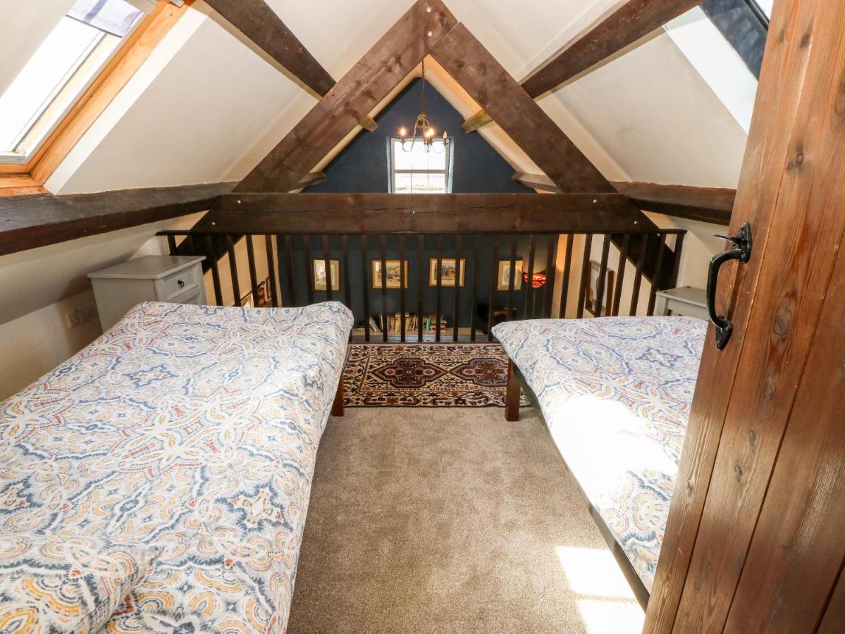 Bwthyn Yr Helyg Willow Cottage Llannor Bagian luar foto