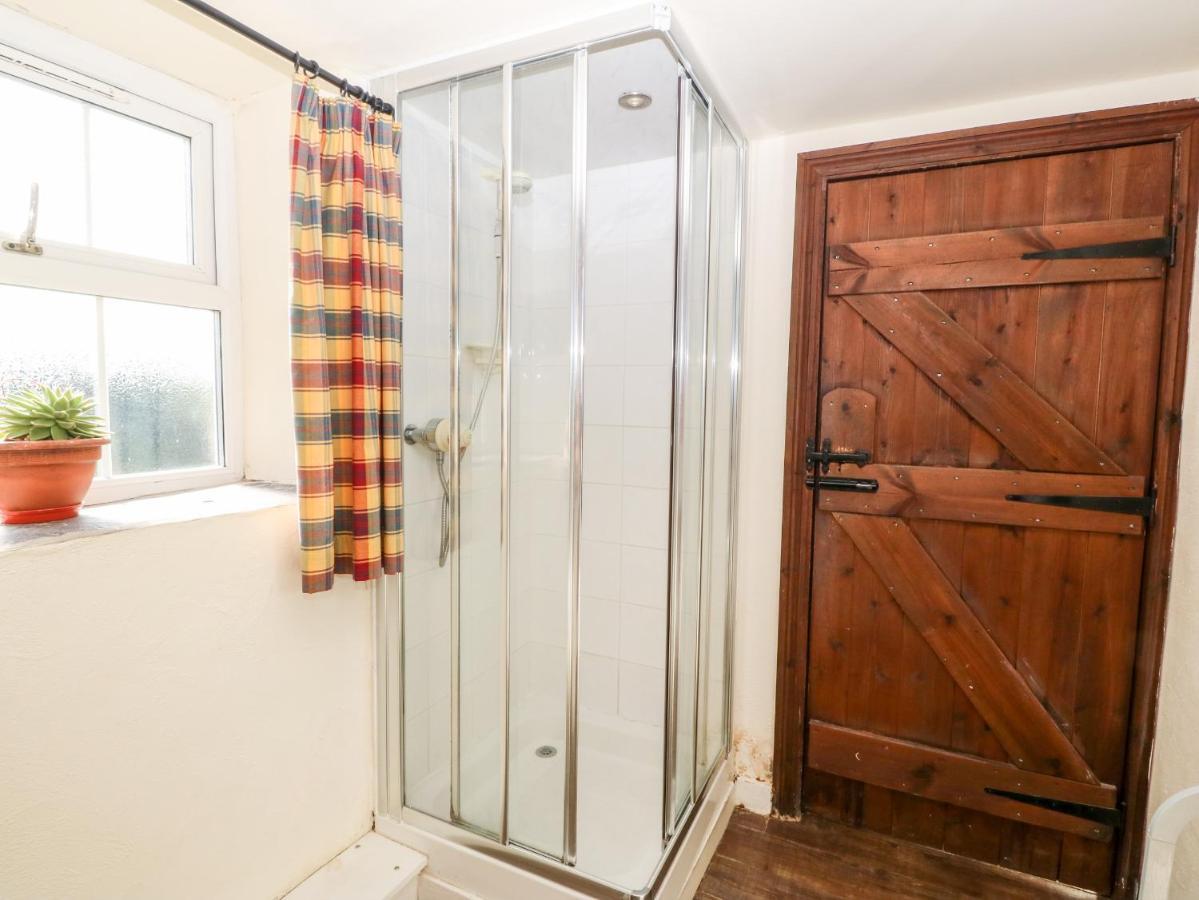 Bwthyn Yr Helyg Willow Cottage Llannor Bagian luar foto